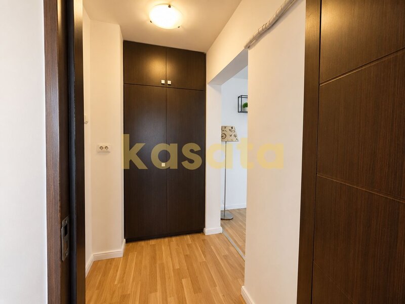 Metrou, Iancului apartament 2camere decomandat 1980, reabilitat